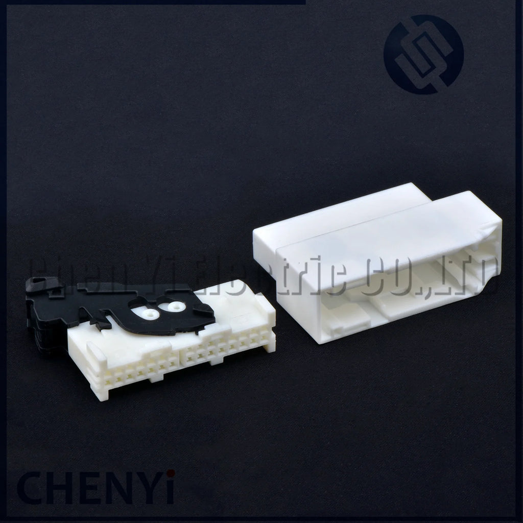 30 Pin Automotive connector audio amplifier main unit Plug 90980-12979 90980-12993 90980-12994 7387-7021 For Toyota LEXUS