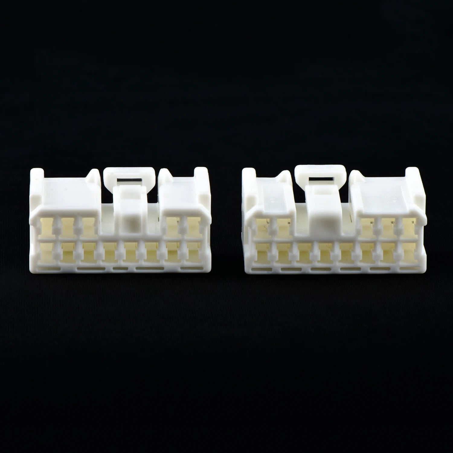 13 Pin Automotive Connectors mid amplifier Wire harness plug 7283-1730 1300-4682 90980-...