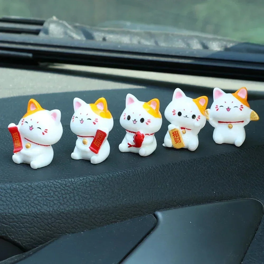 5/7pcs Mini Lucky Cat Car Ornaments Cute Simple Fortune Cat Figurines Realistic Lovely Micro Landscape Ornament Garden Landscape