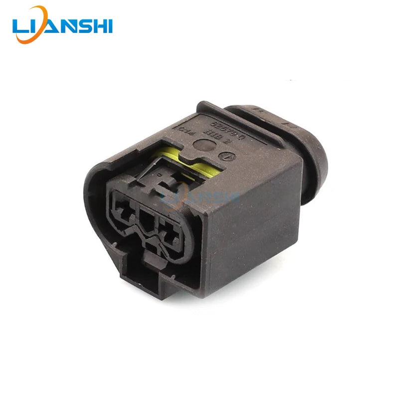 7514237-02/50290060 Applicable to Mercedes-Benz AMK Audi air pump power supply drying tank wiring harness plug DJ7026H-3.5