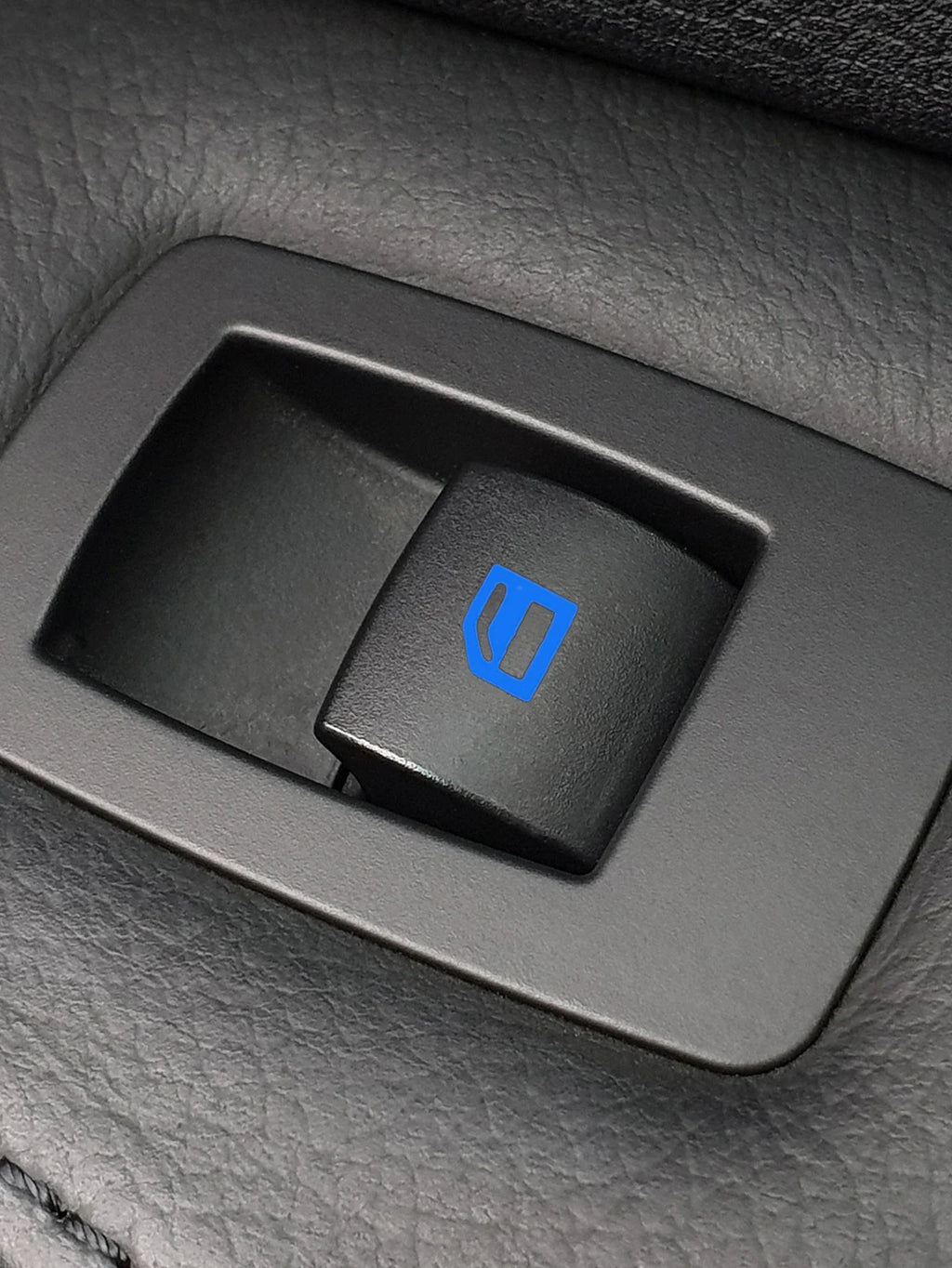 Car Control Switch Button Fluorescent Sticker Window Lifter Luminous Button Sticker Auto Interior Decal Decor Accessories 1-5PCS