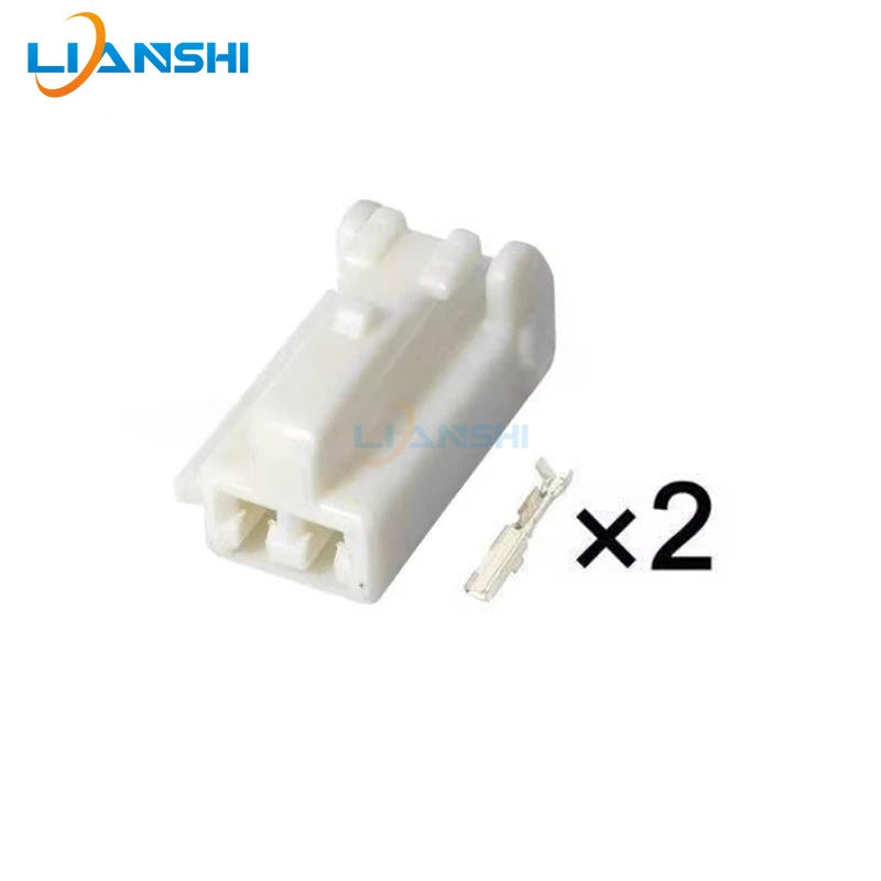 DJ7026Y-2.2-21/11 is suitable for the 2-hole wiring harness plug 7282-1020 of the Hyundai Kia rearview radar image