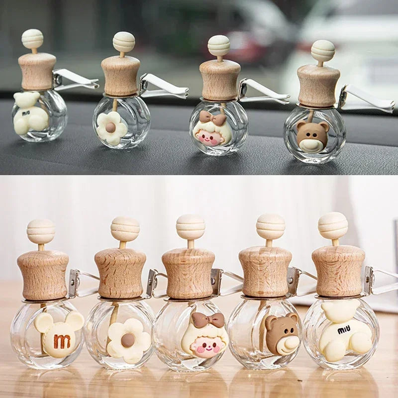 Cute Car Aromatherapy Pendant Air Conditioning Outlet Fashionable Aromatherapy Clip Essential Oil Empty Bottle Decoration Amagi