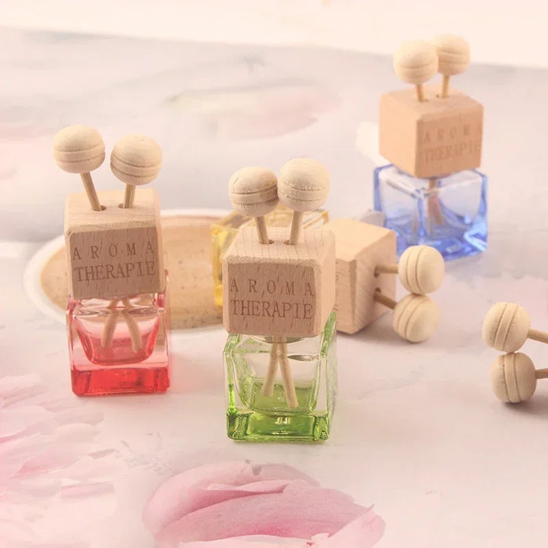 Car Air Outlet Freshener Diffuser Bottle Clip Perfume Empty Bottle Pendant Essential Fragrance Hanging Ornament Interior Amagi