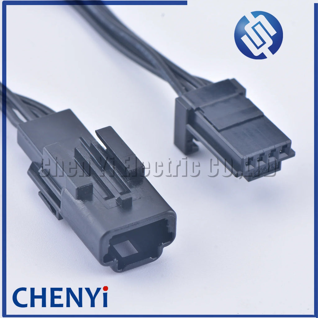 Black 4 Pin female Automotive Connectors 1379658 CONN PLUG HSG shell sheath 1379658-1 with 15cm wires
