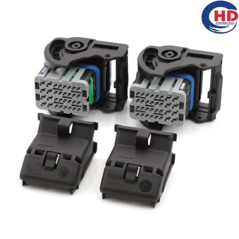 32pin Auto Electric wireharness plug harness connector Engine computer board plug 64319-1218 64319-3218