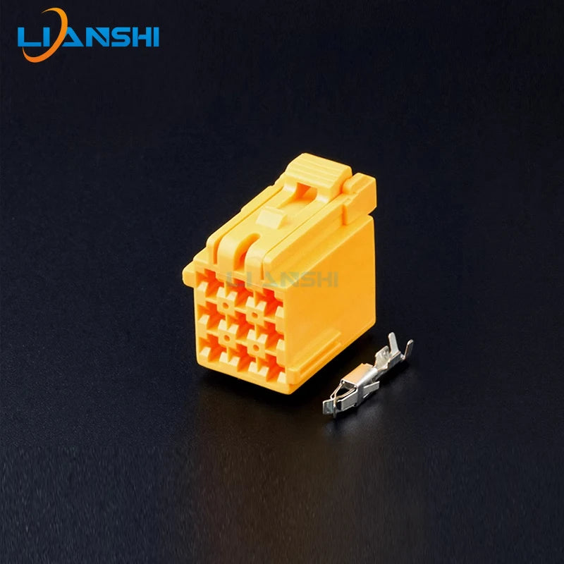 1-967626 1-967621 Car connector 9p audio amplifier harness plug for Mercedes-Benz cars