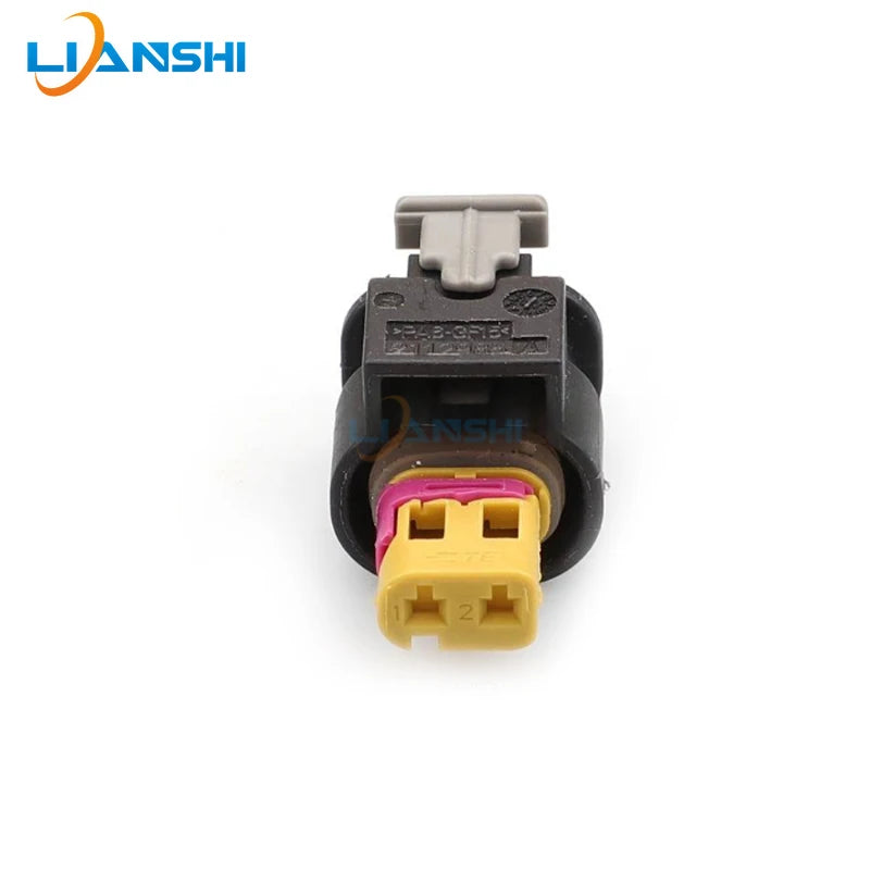 DJ7023F-1.2-21 is suitable for Volkswagen/Audi camshaft solenoid valve wiring harness plug 4F0973702A