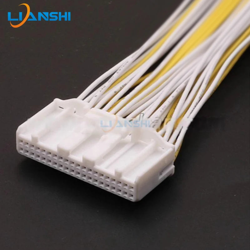1318389-1, domestic 1674312-1, applicable to 40-hole Toyota instrument harness plug DJ7401S-0.7-21