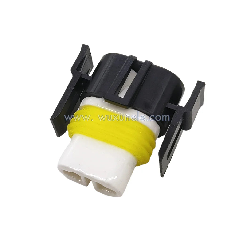 2 Pin H11 Lamp Sealed Ceramics Automtive Light Socket Wire Connector