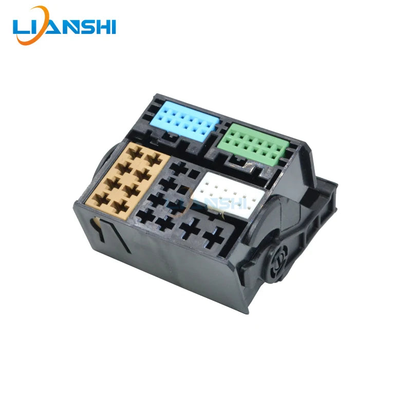 8X0035444 is suitable for the public CD audio multimedia connector and public amplifier DSP plug 3B7035444A Shell with terminal