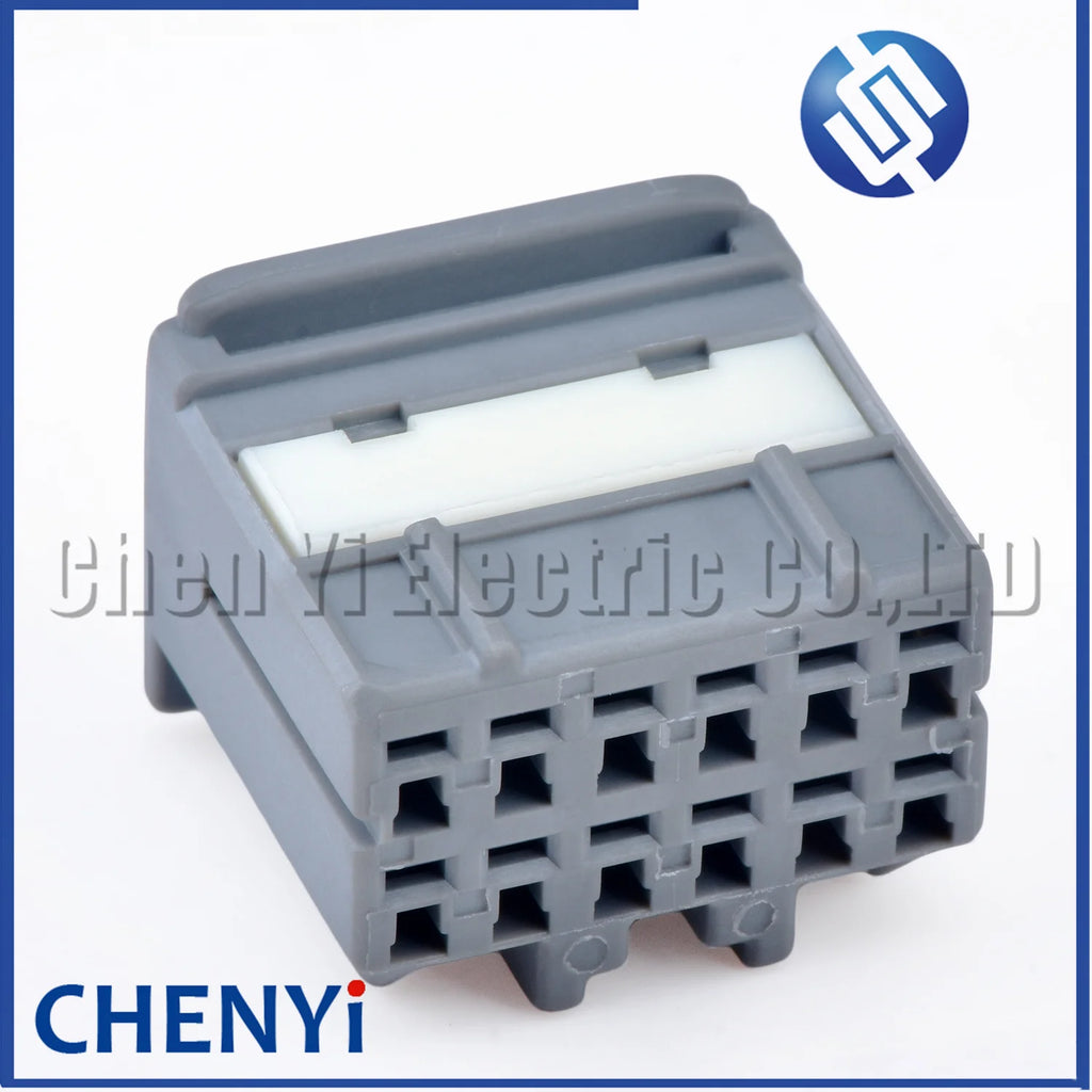 12 Pin Automotive Amplifier Plug Multimedia Audio Connector 917978-6 178881-6 30055-12Y For Hyundai ix35 amplifier plug Kia K5