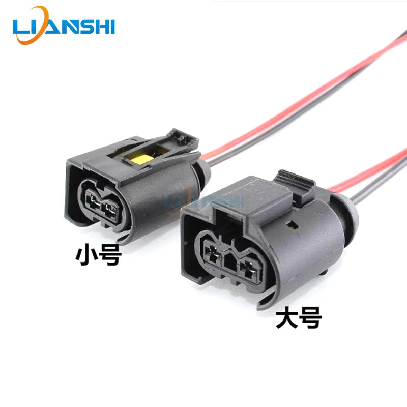Suitable for AMK, Audi, BMW F02, Mercedes-Benz shock-absorbing air pump power plug with 15CM 1.5-square wire