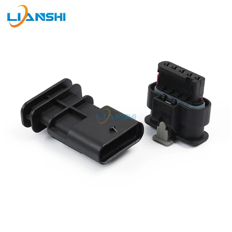 Applicable to Tesla pilot light wiring harness 1-2141520-1 Male and female docking waterproof plug 1-1718806-1