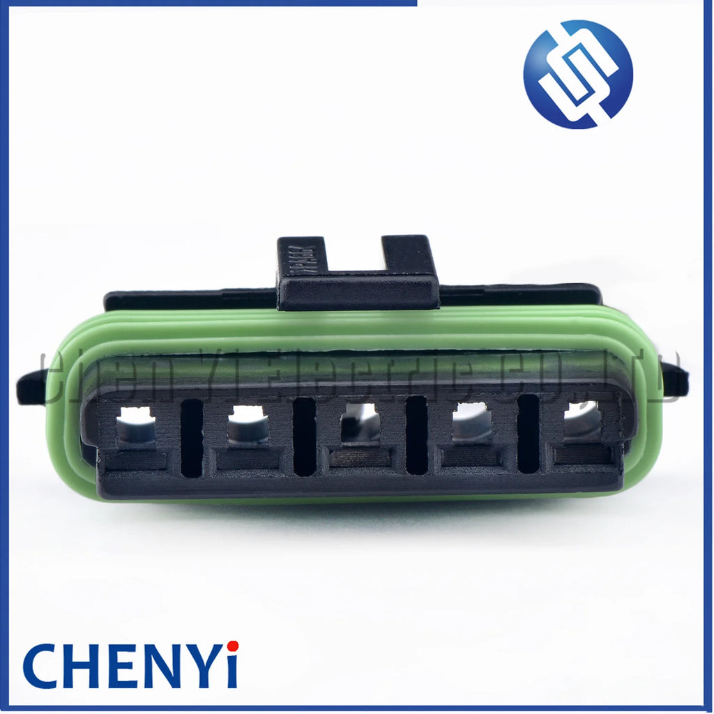 5 Pin Female Automotive waterproof connector car fuel pump Wire harness plug 15300030 For Suzuki Opel GM