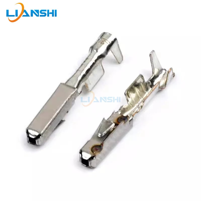 5-963716-1 Automotive connector is applicable to BMW high-fidelity speakers with 0.64 terminals. 5-963715-1  DJ614-0.6 0.6A