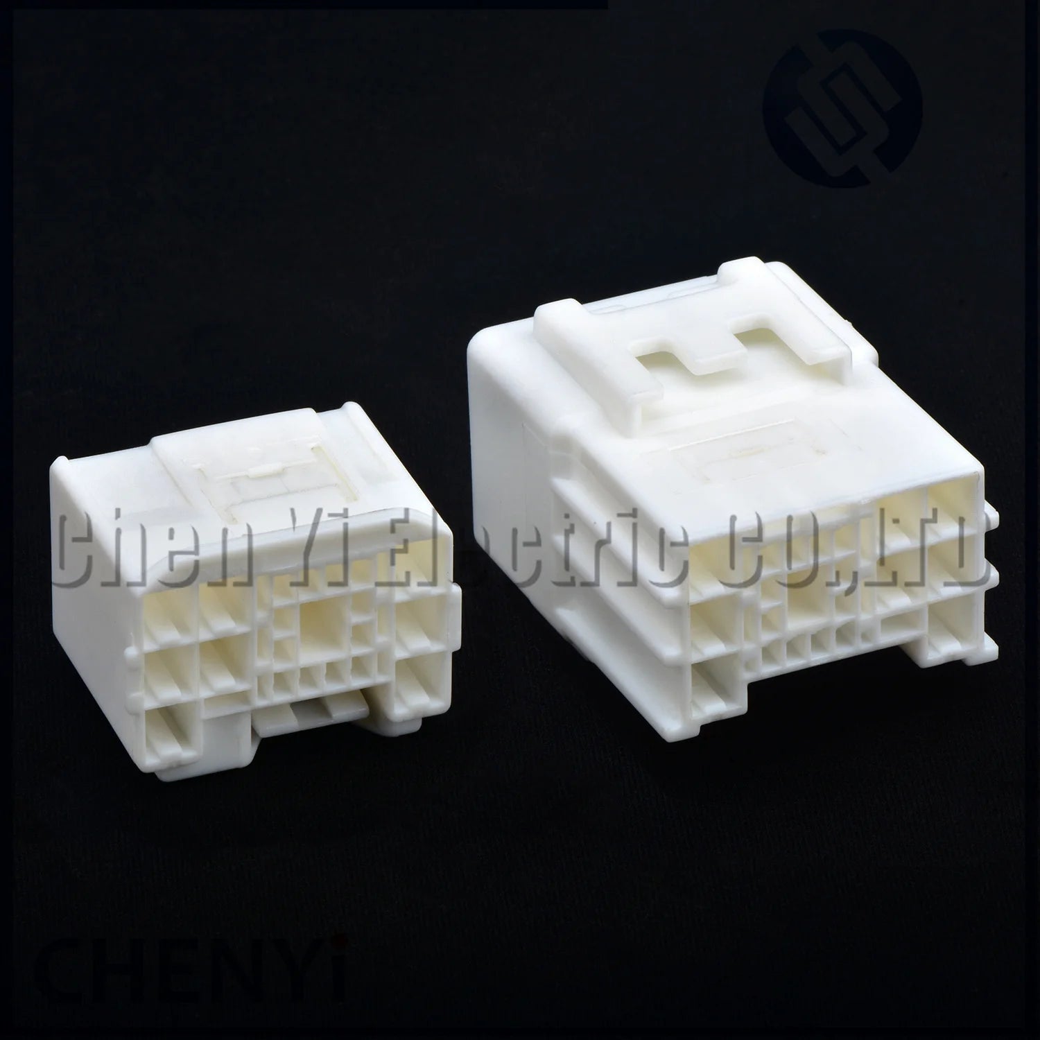 20 Pin 8B+12S Automotive connector Power plug between car doors CY0020-0.6-2.2F 82824-52530 82824-52520 For Toyota REVO