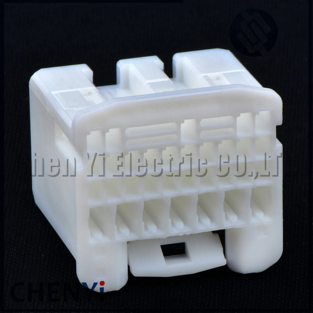 32 Pin female Automotive Connector ECU controller module plug Socket 90980-12143 1123339-1 90980-12526 For Toyota Honda Nissan