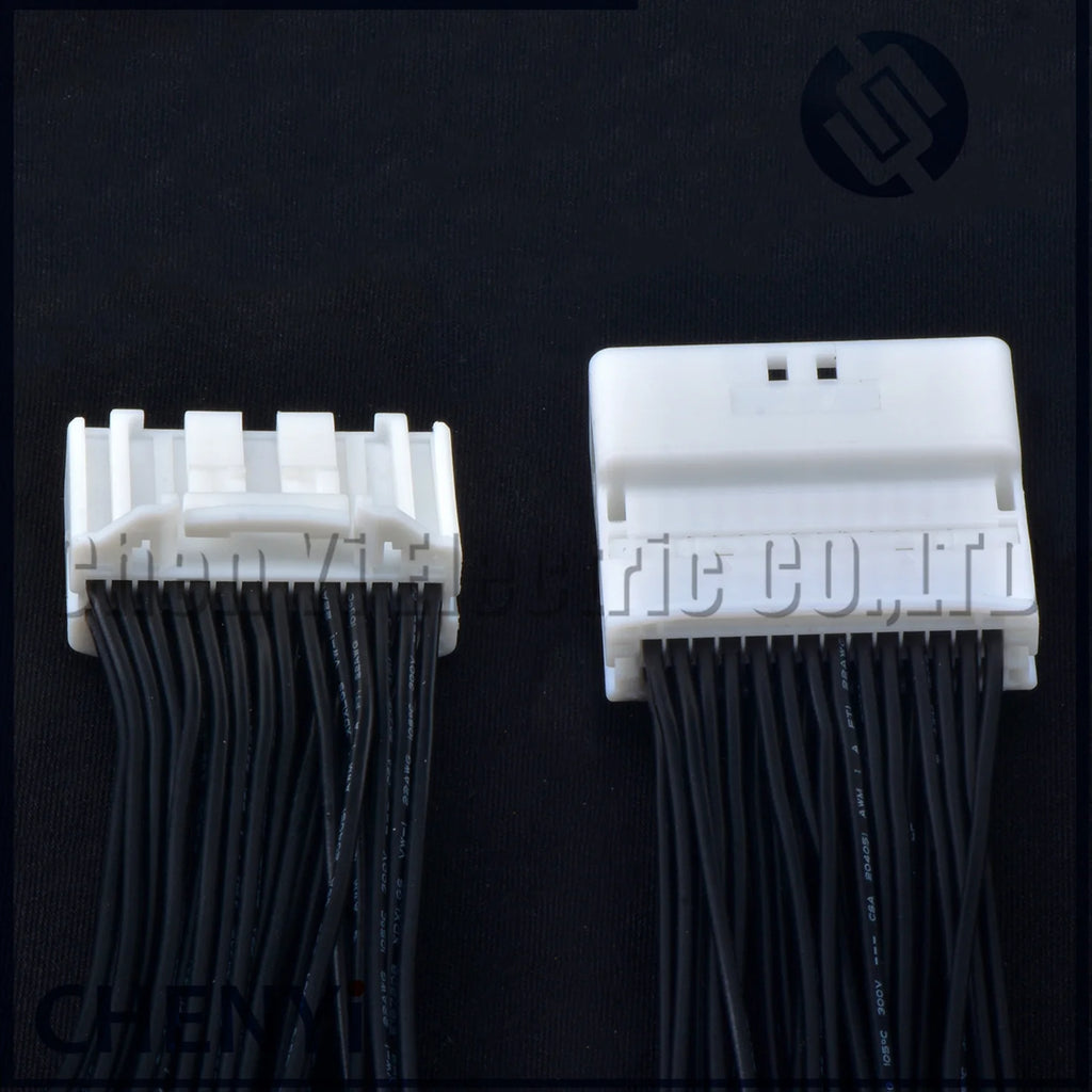 28 Pin Automotive multimedia navigation screen CD host Wire harness Plug Connector Socket 1565380-1 1565377-1 For Toyota Nissan