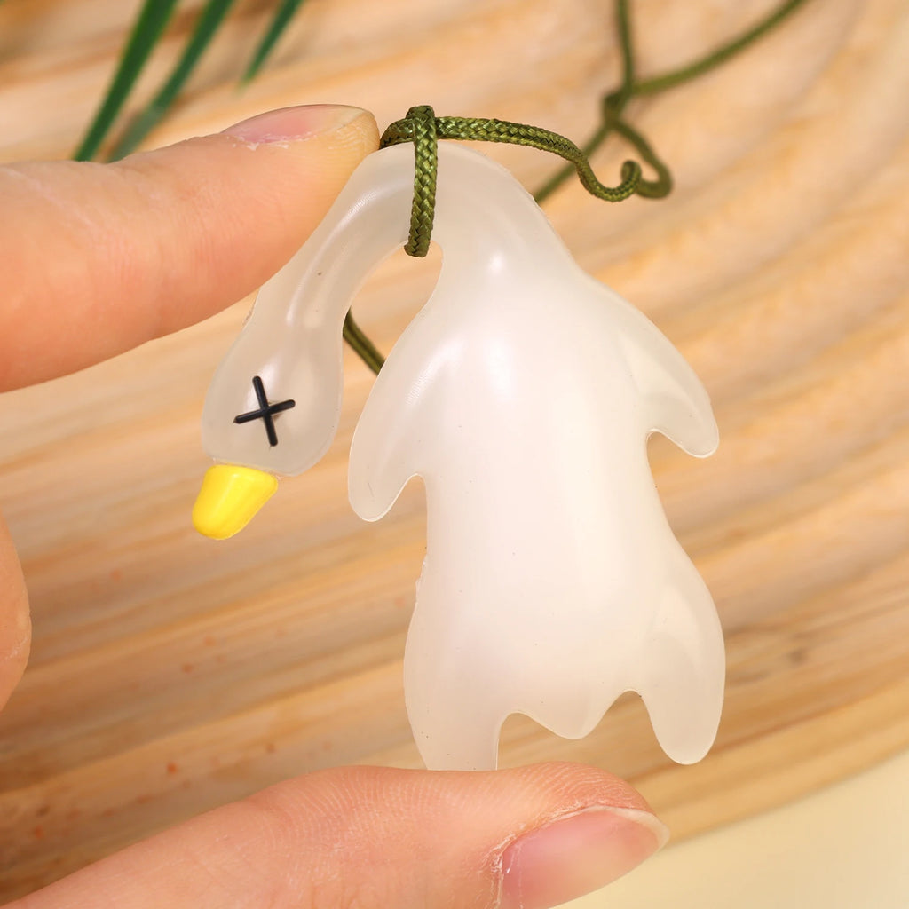 10/1PCS Cartoon Cute Anime Color-Changing Roast Duck Pendant Diy Kawaii Car Accessories Keychain Back Packaging Accessories Gift