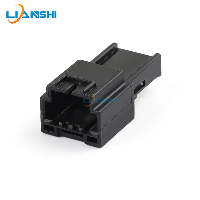 936119-1 is suitable for byd electric tailgate tachorecorder access head 4p connector with terminal 936121-1