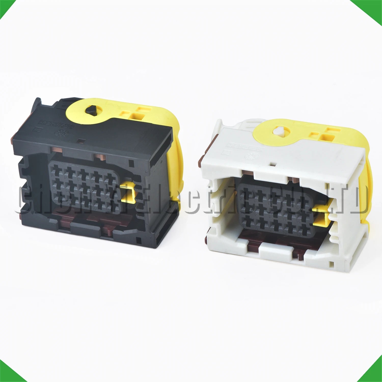 15-Pin Auto Connector Connector Automotive Connectors computer board Mercedes Benz