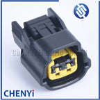 2 Pin 2.2mm Female or male Auto Electrical horn Plug Automotive Connector 35825-0211 6098-0137