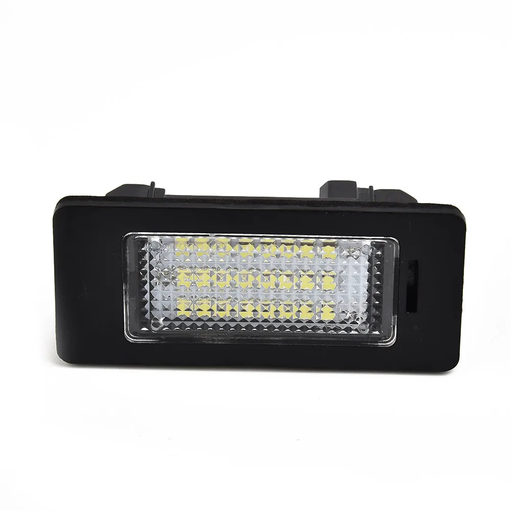 2pcs 24LED License Plate Number Light For BMW E90 M3 E92 E70 E39 F30 E60 E61 E93 Car Products License Plate Lights