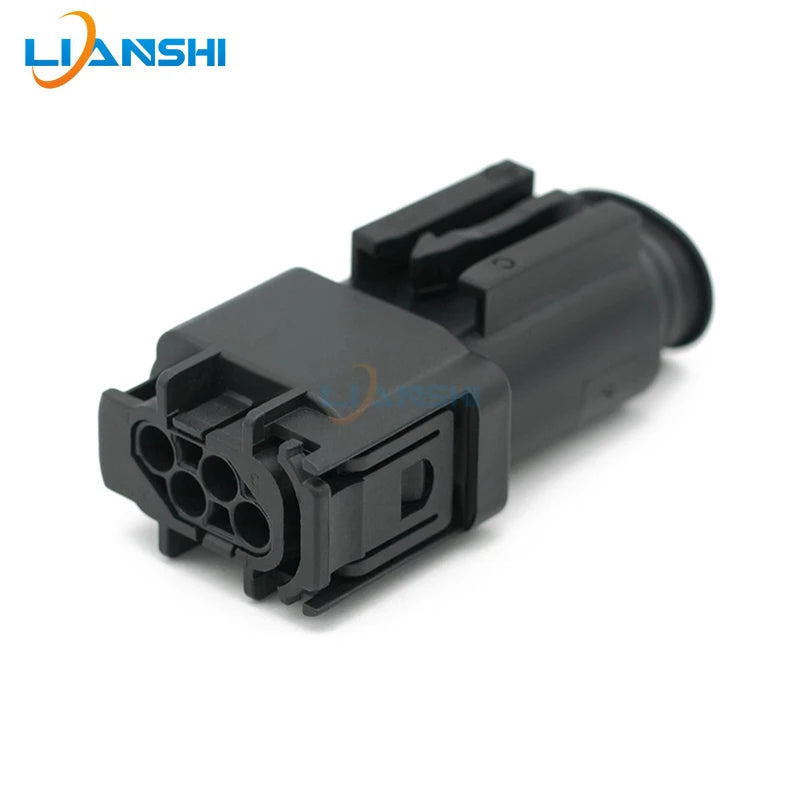 Suitable for BMW taillight 4-hole plug 1-967584-3 967640-1 automotive waterproof male and female connectors turn signals