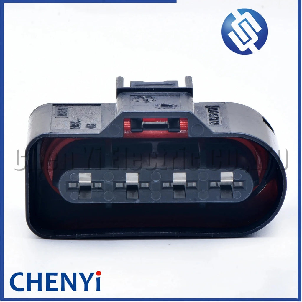4 Pin female Automobile waterproof connector Oil pump assembly harness plug 4M0 973 724 4M0973724