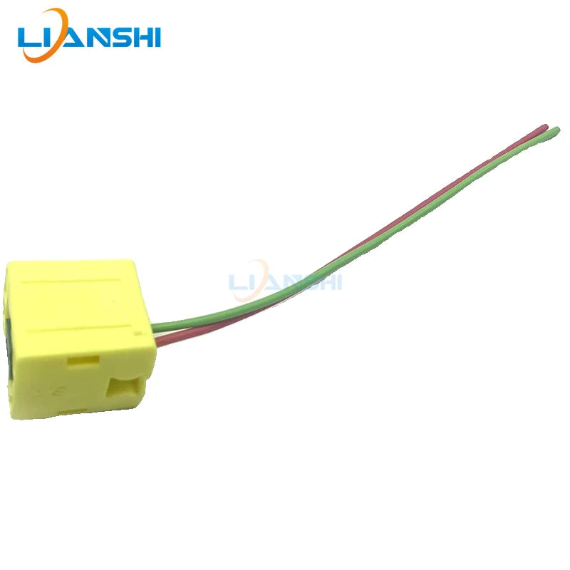 Applicable to the Kia Sportage K2 K3, Turina Rangan and Elantra collision sensor plug and sensor socket