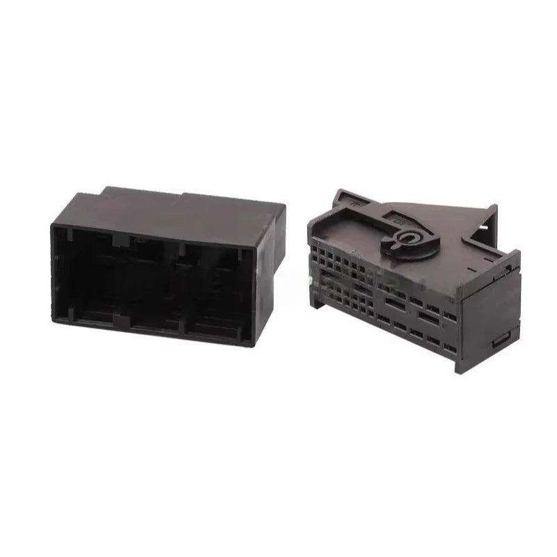 DJ7423-0.7-2.8-11/21 is suitable for BMW 42P black female shell automotive wiring harness plugs and automotive connectors