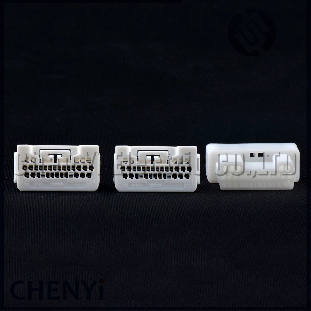 30 Pin Automotive connector BCM system ECU Wire harness plug 90980-12E93 90980-12E91 For Toyota 4A Smart Key IM508 IM608 DP300