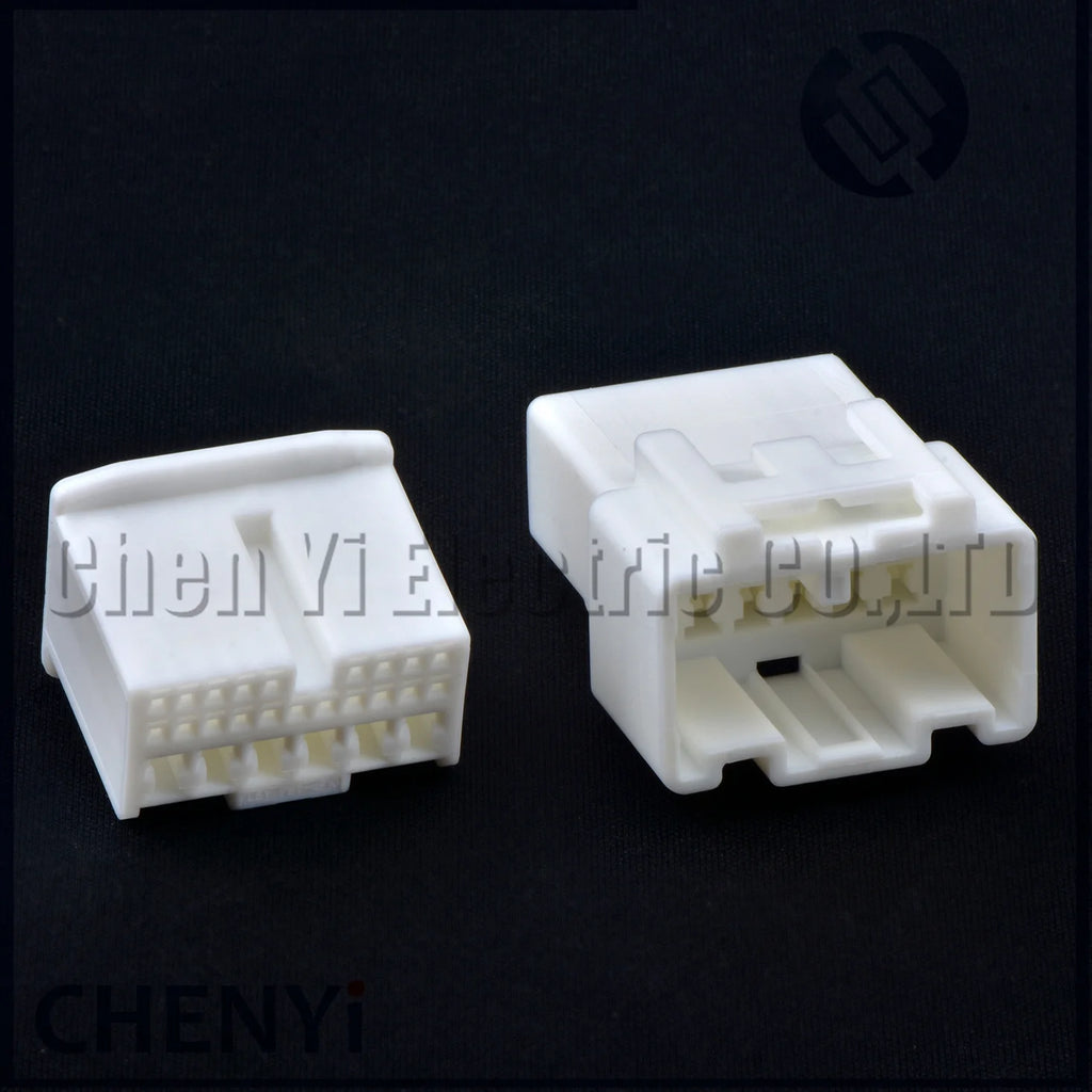 26 Pin Automotive connector ECU controller wiring harness plug 90980-12561 1318757-1 1746863-1 ST730676-3 For Toyota