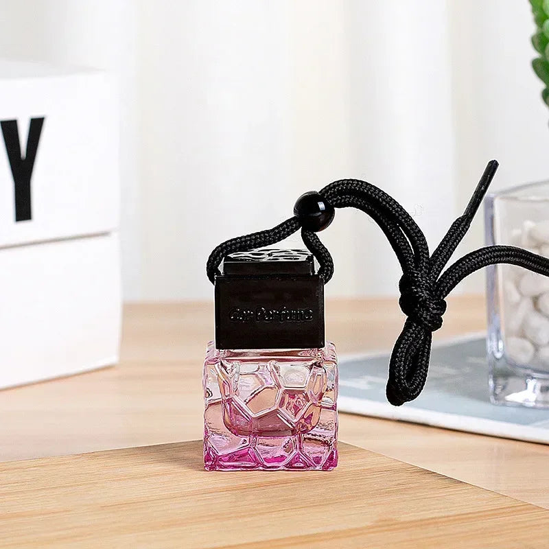 Car Air Freshener Empty Bottle Essential Oil Perfume Bottle with Black Caps Car Air Freshener Hanging Glass Bottles Amagi