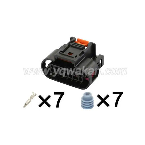 1 set 7pin cable wire harness connector housing plug connector PP10000888 13604541