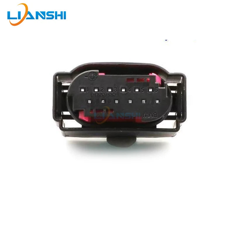 4E0972713 is suitable for Volkswagen, Audi and Porsche lane change assist LCA plug. 4E0972713 male and female 12-pin plug-in