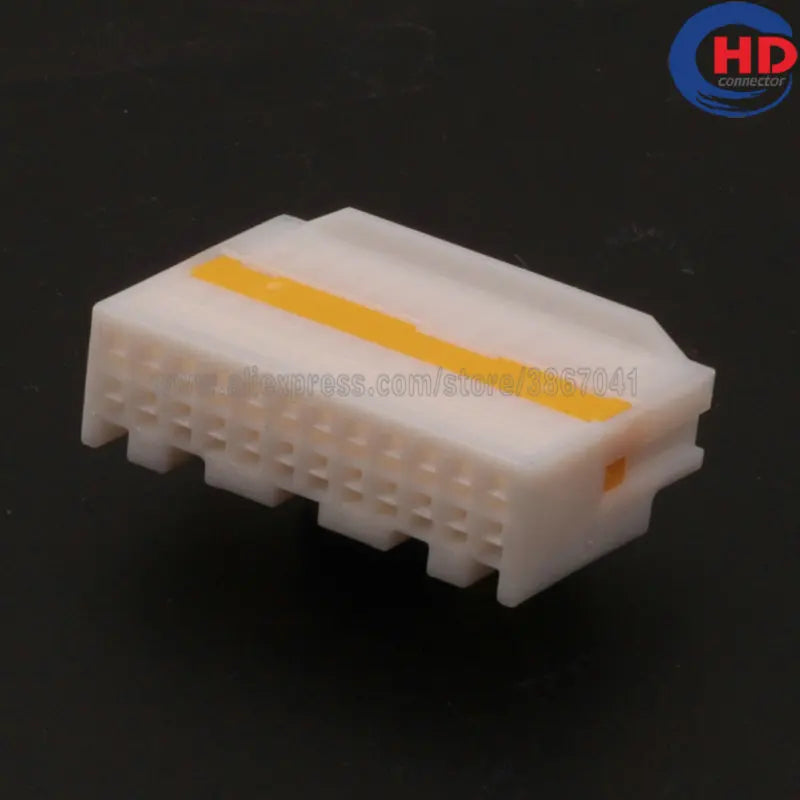 24pin auto waterproof electric plastic wire harness connector MG655758