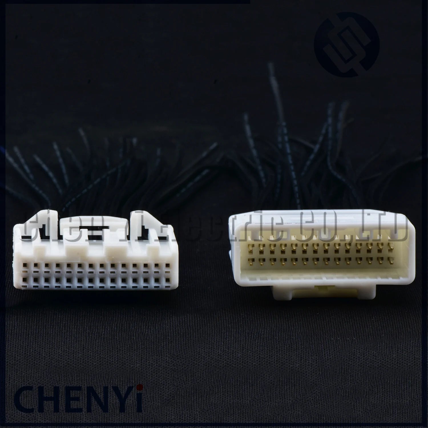28 Pin Automotive multimedia navigation screen CD host Wire harness Plug Connector Socket 1565380-1 1565377-1 For Toyota Nissan