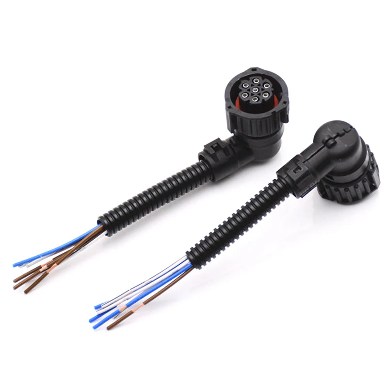 7 Pin Car Plug Socket For Scania For Volvo Truck  7-Hole J6 Socket For Mercedes-benz Actros For IVECO Tail Light Connector Wire