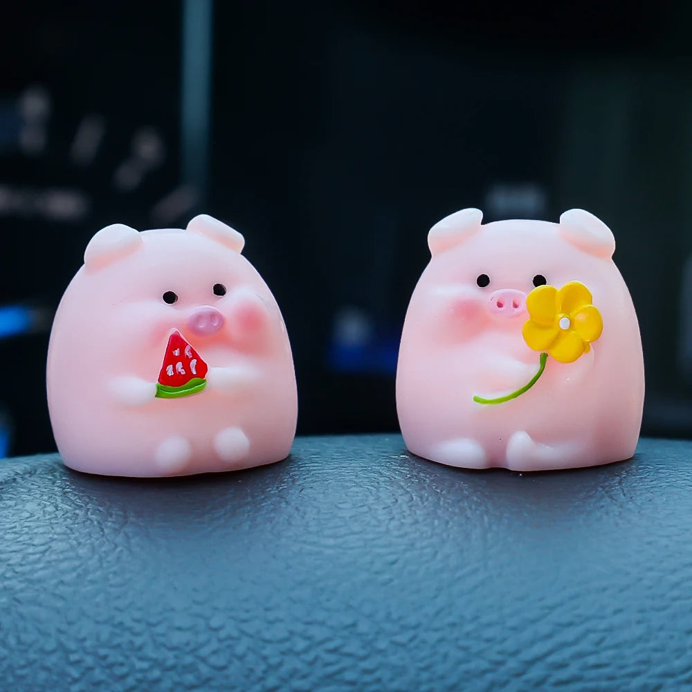 Car Mini Pig Ornaments Auto Center Console DIY Decoration Pendant Cartoon Resin Piglet Home Figurines Miniatures Desktop Decor