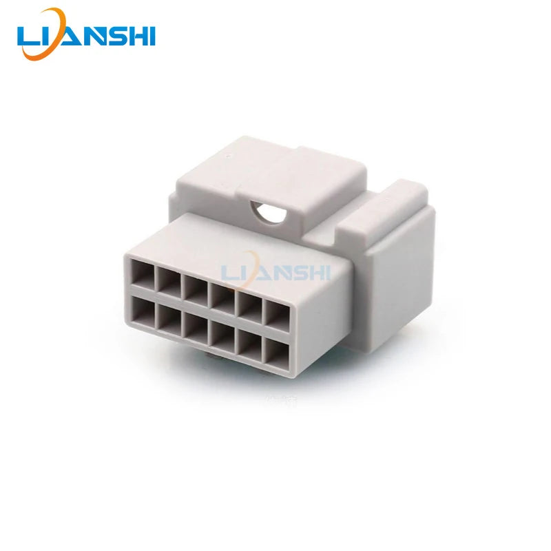 7283-6467-40 7282-6467-40 is suitable for Ford vehicle electric tailgate/power amplifier/inverter module wiring harness plugs