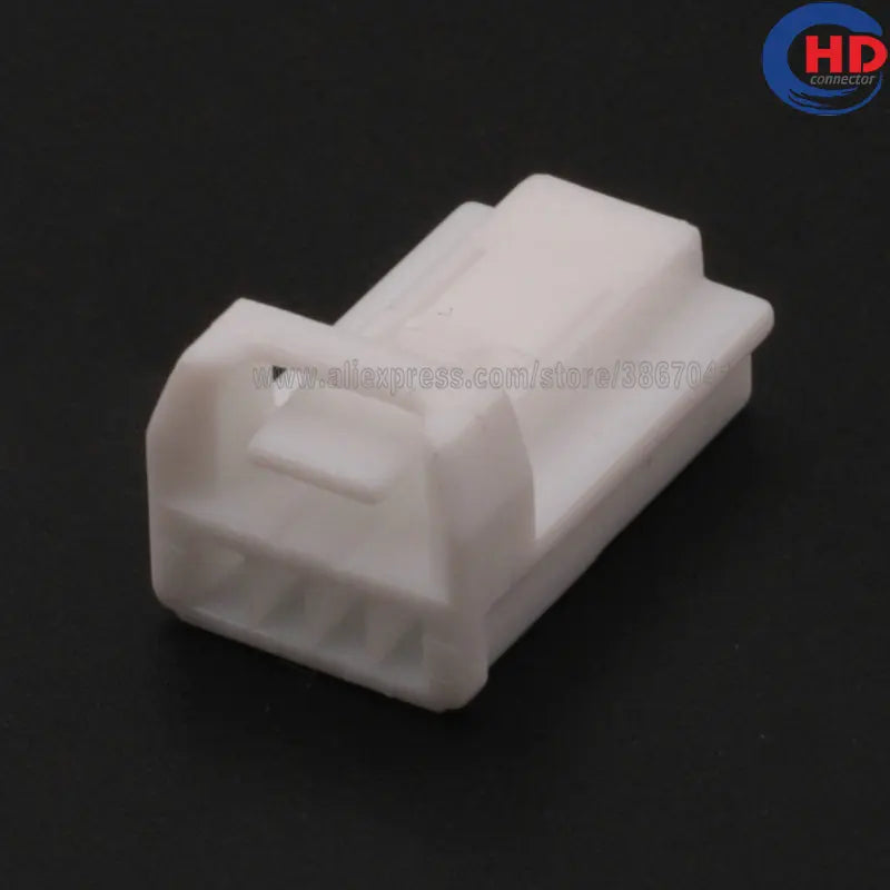 4pin auto waterproof electric plastic wire harness connector 6098-5267