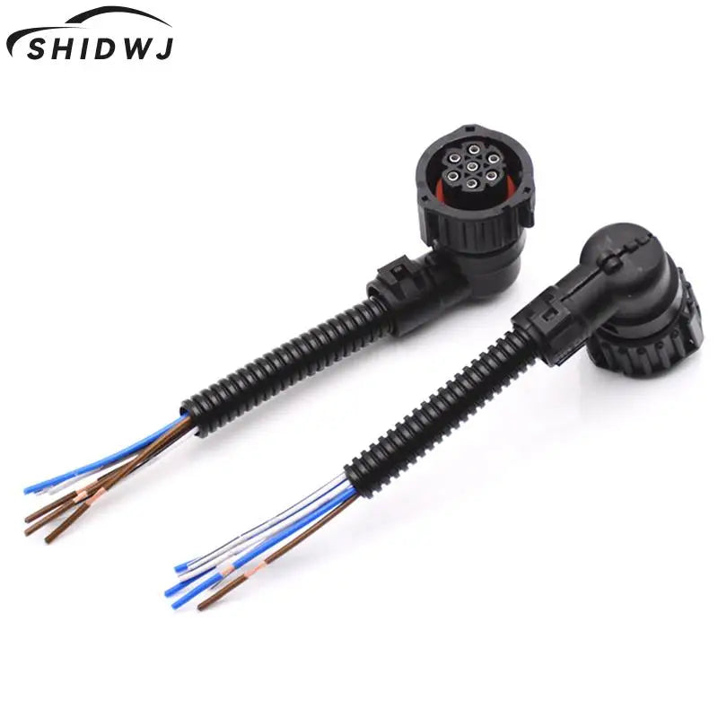 7 Pin Car Plug Socket For Scania For Volvo Truck  7-Hole J6 Socket For Mercedes-benz Actros For IVECO Tail Light Connector Wire