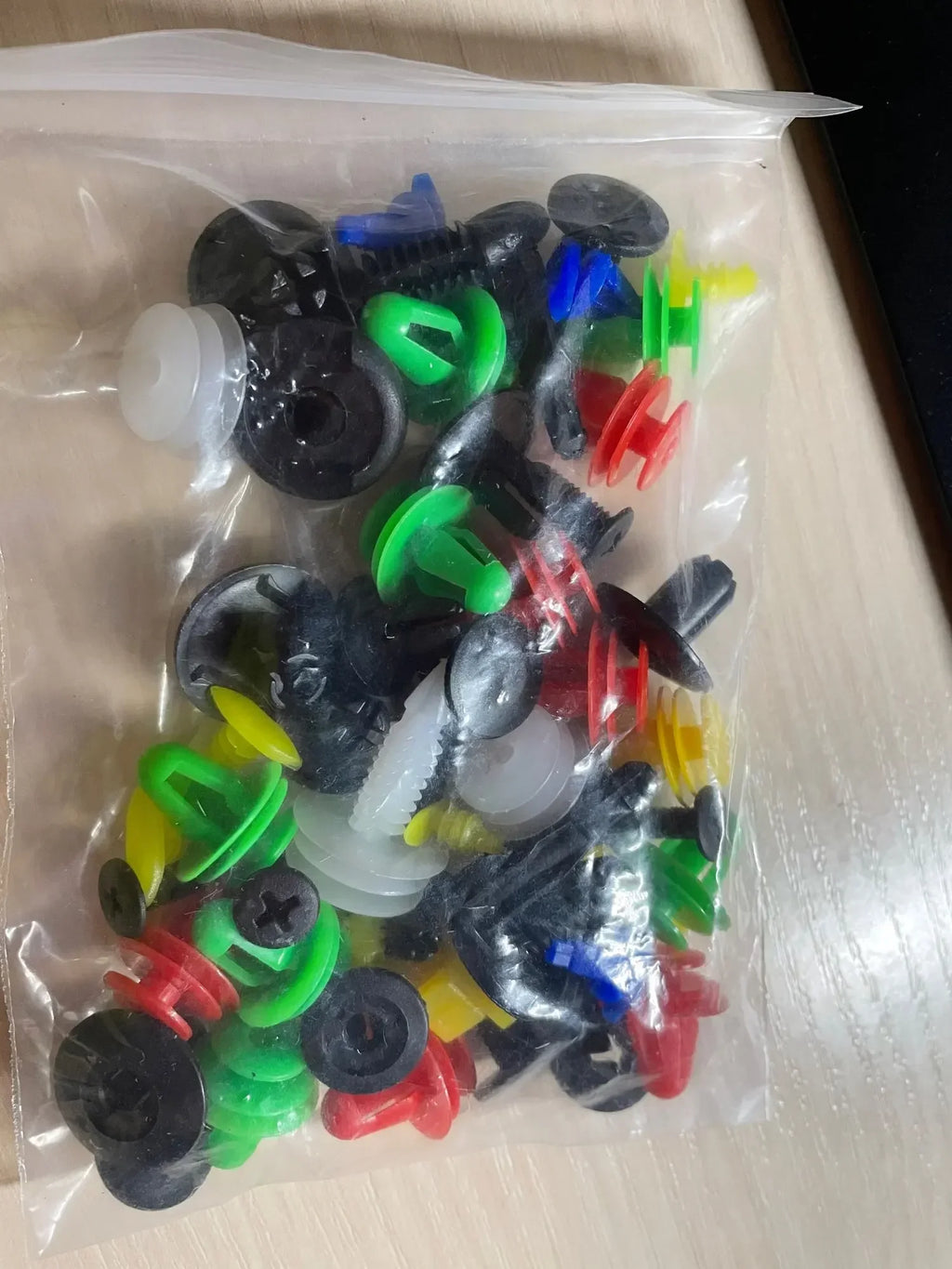 30kinds High Quality Plastic Car Body Door Push Pin Rivet Fasteners Trim Moulding Clips Screw Driver for Trains Truck Amagi
