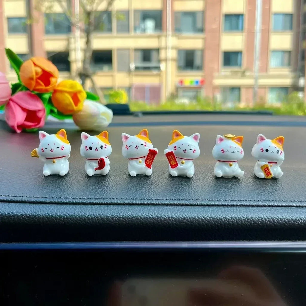 5/7pcs Mini Lucky Cat Car Ornaments Cute Simple Fortune Cat Figurines Realistic Lovely Micro Landscape Ornament Garden Landscape