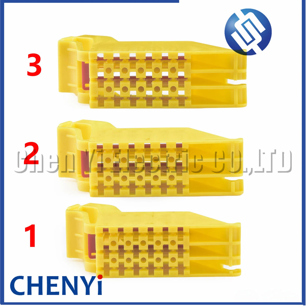 18 Pin Automotive connector Car Truck chassis harness plug 14948568613 14783568613 14708562621 14709568613 For HOWO Sinotruk T7