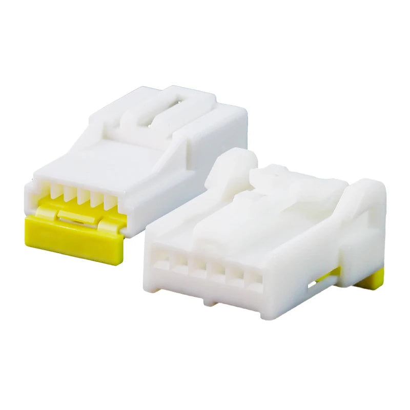 DJ7081-0.7-21 car rearview mirror is suitable for the 8-hole wiring harness plug of the Nissan sunroof reading light