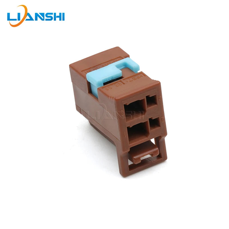 6098-2830 is suitable for the 4P plug of the car seat lifting motor of Mercedes-Benz and BMW