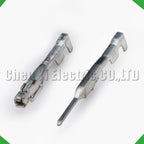 Auto Connector Female Crimp 1674742-1 1123343-1 Sheath Automotive Connectors harness